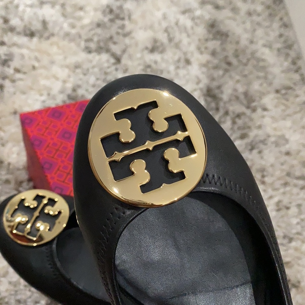 Tory Burch “Minnie Travel Ballet Flat, Leather” BLACK